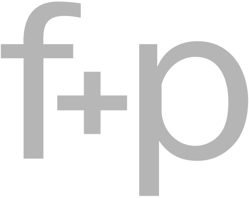 fb0b204e-4db4-4873-898e-1edeffc532a4 Graues Logo von f+p, bestehend aus den Buchstaben f und p in einer modernen Schriftart.