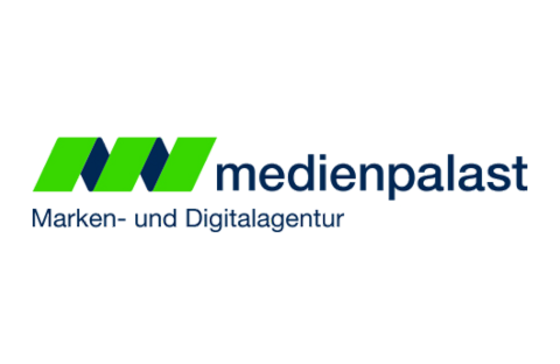 Logo der Medienpalast Marken- und Digitalagentur in grüner und blauer Schrift.